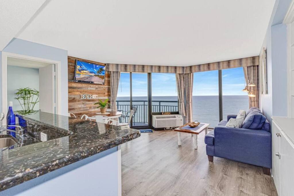 Lux High-end Haven Oceanfront Suite! Dogs Ok! 1606 *